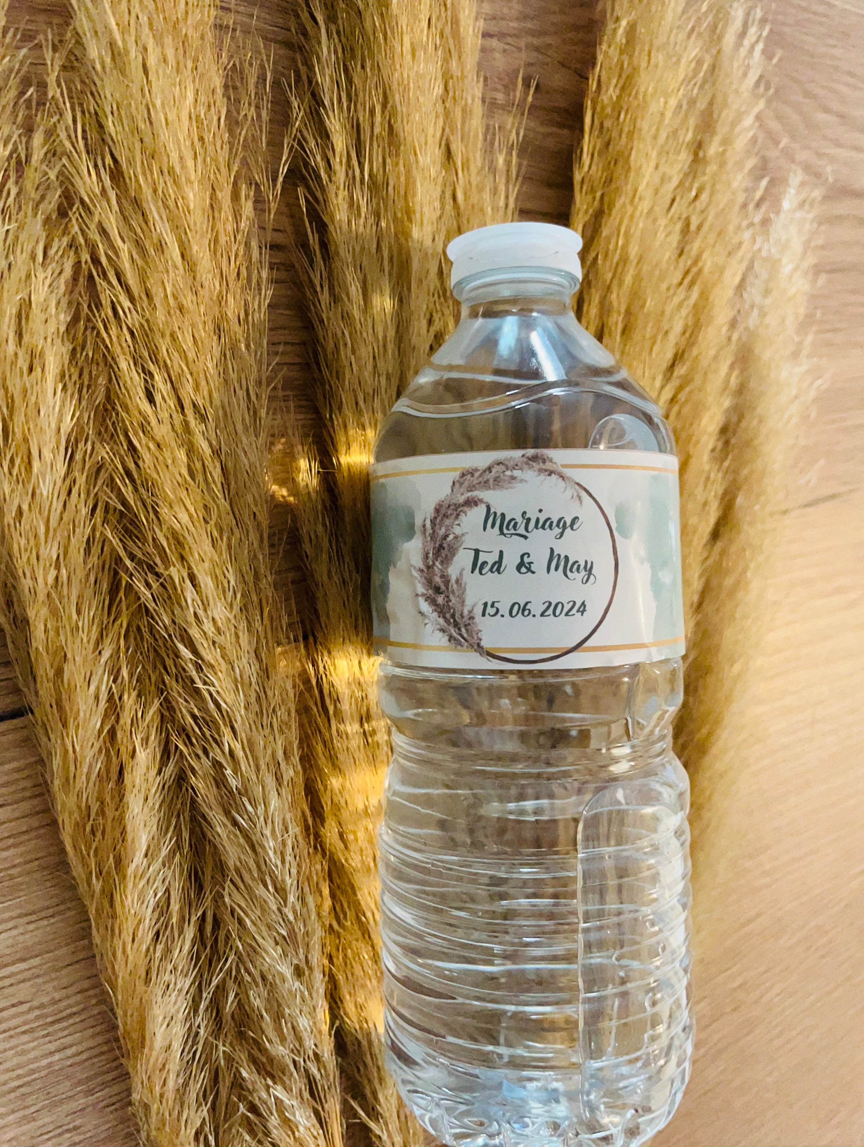 Contour petites bouteilles d'eau par 6